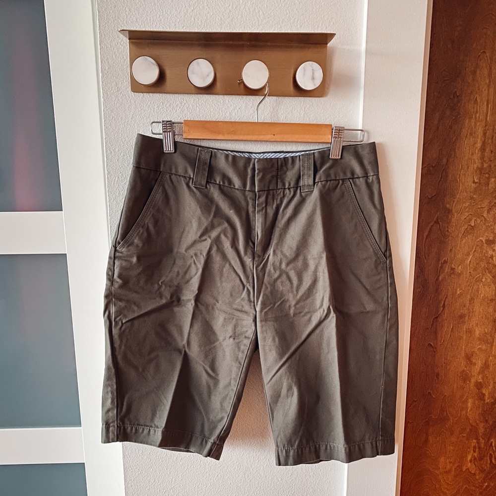 🔵Tommy Hilfiger Olive Chino Shorts